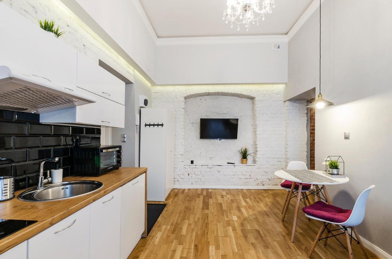 Apartments City Center Lodź Bagian luar foto